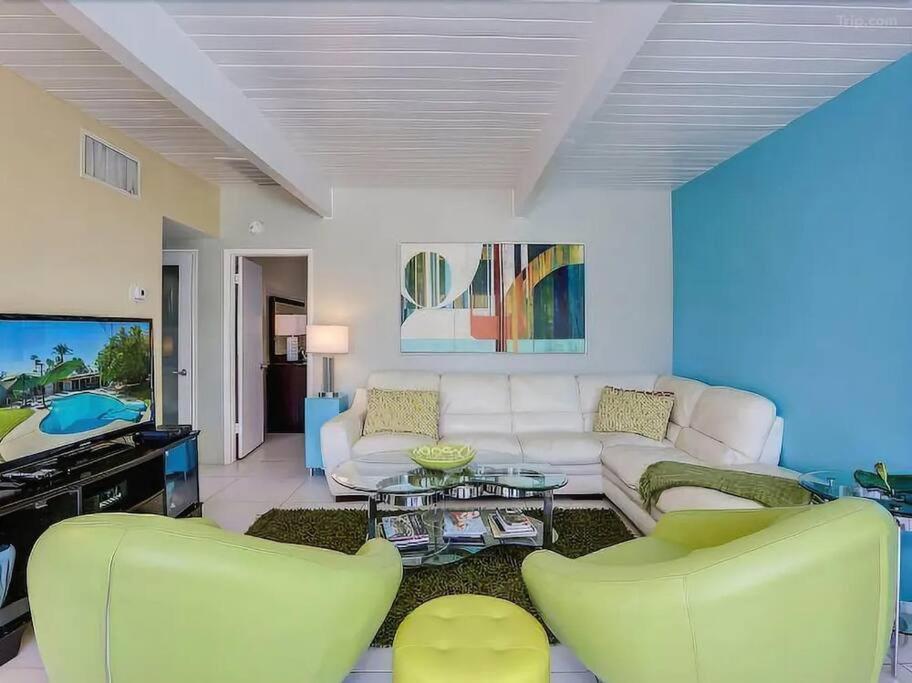 Serene 4 Bed 3 Bath Heated Pool Natural Backyard Heart Of ปาล์มสปริงส์ ภายนอก รูปภาพ